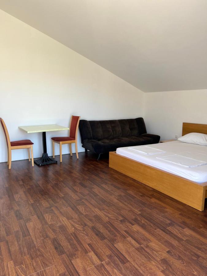 Studio Apartman Цесариця Екстер'єр фото